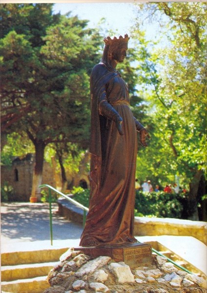 019- Статуя Пресвятой Богородицы Марии